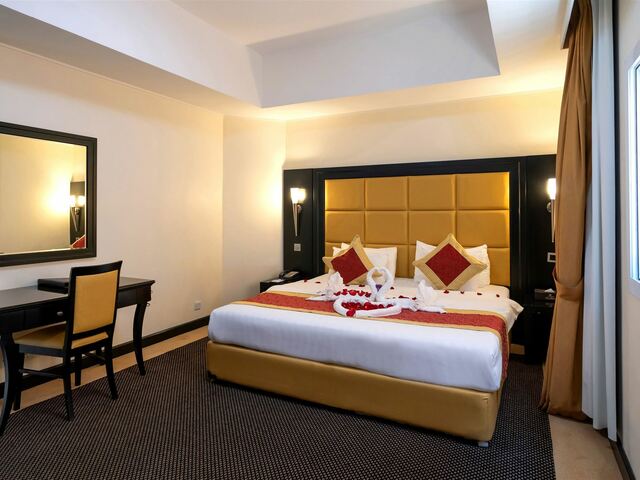 фотографии отеля Royal Beach Hotel & Resort изображение №107
