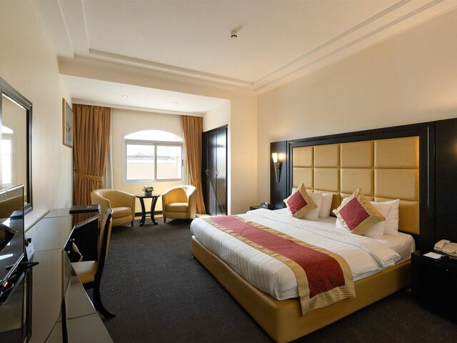 фотографии отеля Royal Beach Hotel & Resort изображение №99