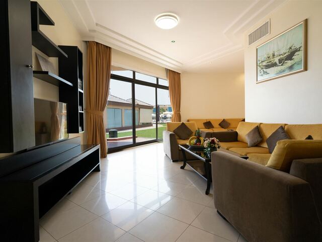 фото отеля Royal Beach Hotel & Resort изображение №93