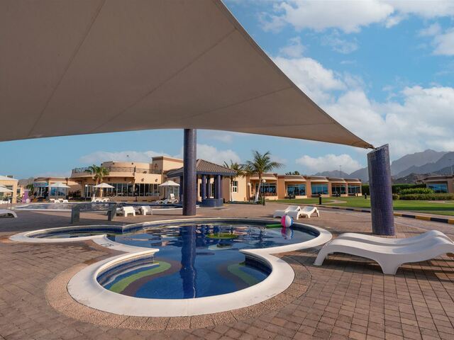 фотографии отеля Royal Beach Hotel & Resort изображение №71