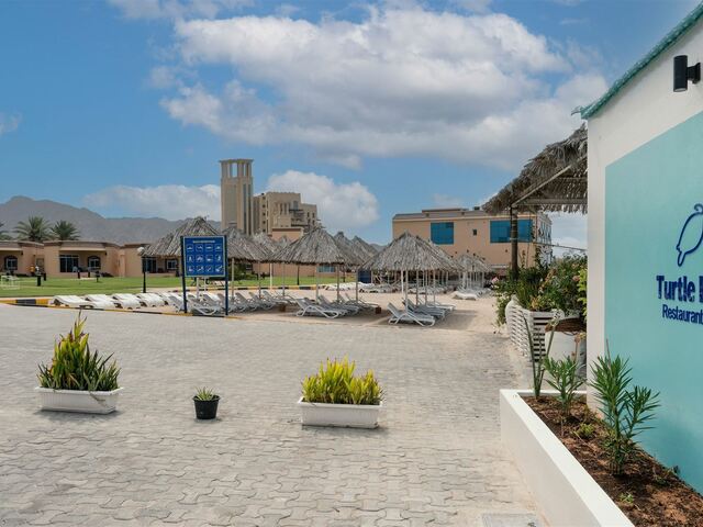 фотографии отеля Royal Beach Hotel & Resort изображение №39