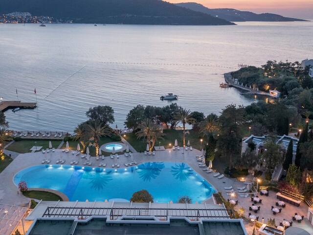 фото DoubleTree By Hilton Bodrum Isil Club Resort (ex. Coralia Club Milta) изображение №130
