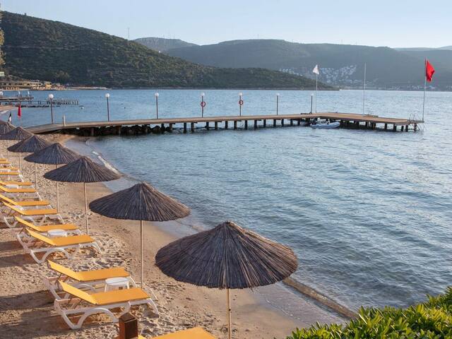 фото DoubleTree By Hilton Bodrum Isil Club Resort (ex. Coralia Club Milta) изображение №110