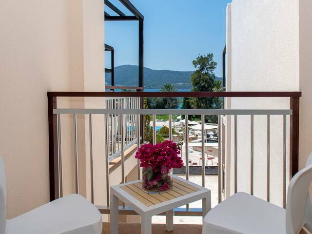 фотографии DoubleTree By Hilton Bodrum Isil Club Resort (ex. Coralia Club Milta) изображение №64