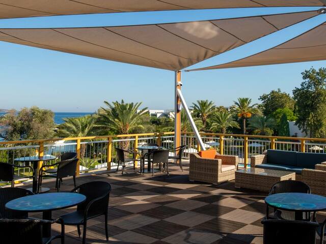 фото отеля DoubleTree By Hilton Bodrum Isil Club Resort (ex. Coralia Club Milta) изображение №49