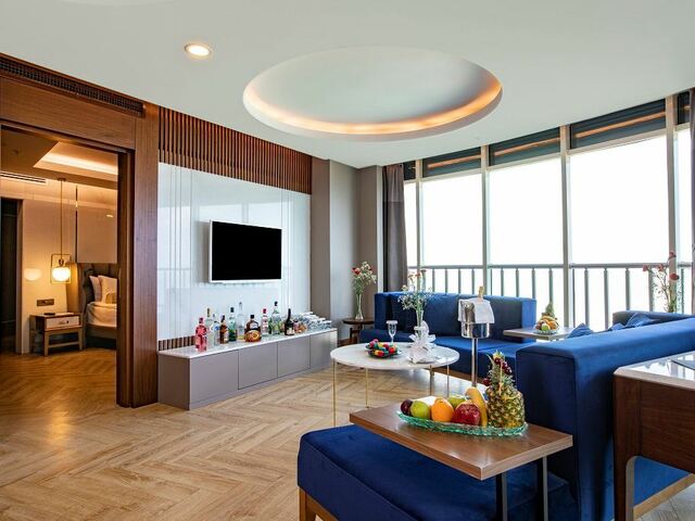 фотографии Sherwood Exclusive Lara изображение №92