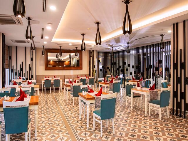 фотографии Sherwood Exclusive Lara изображение №72