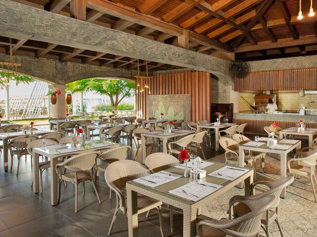 фотографии Sherwood Exclusive Lara изображение №68