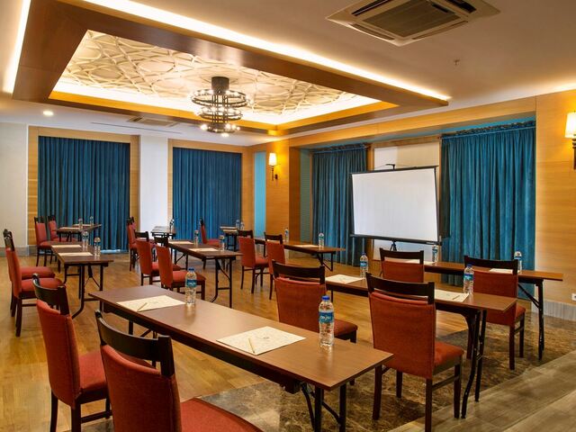 фото Sherwood Exclusive Lara изображение №46