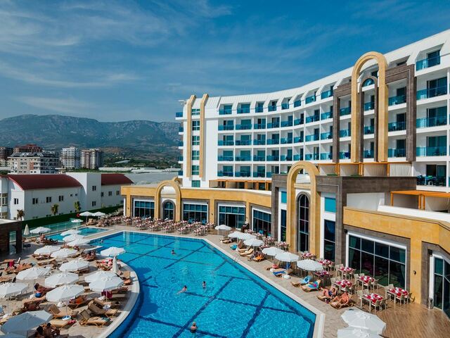 фото отеля The Lumos Deluxe Resort изображение №37