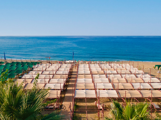 фото отеля Kaia Coracesium (ex. Villa Sunflower Beach; Titan Garden) изображение №65