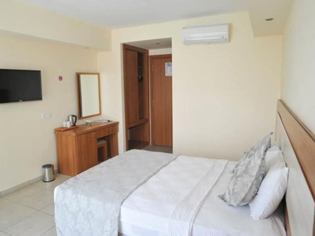 фото отеля Montebello Deluxe (ex. Montebello Beach) изображение №21