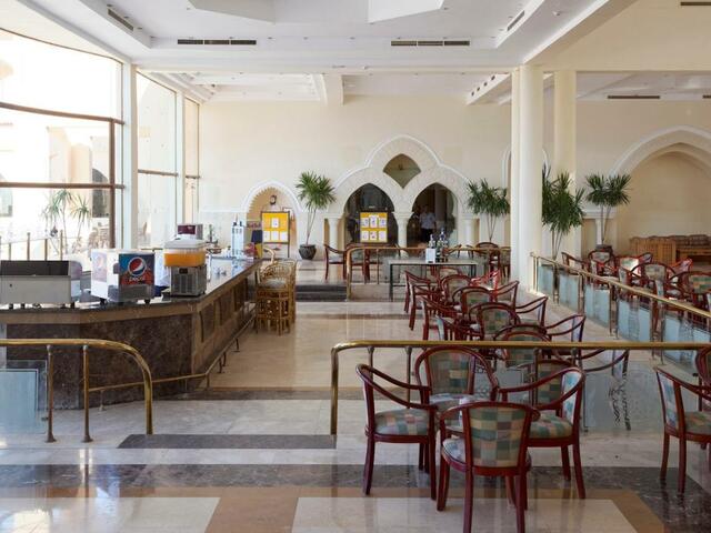 фото отеля Pensee Royal Garden (ex. The Three Corners Pensee Beach Resort) изображение №21