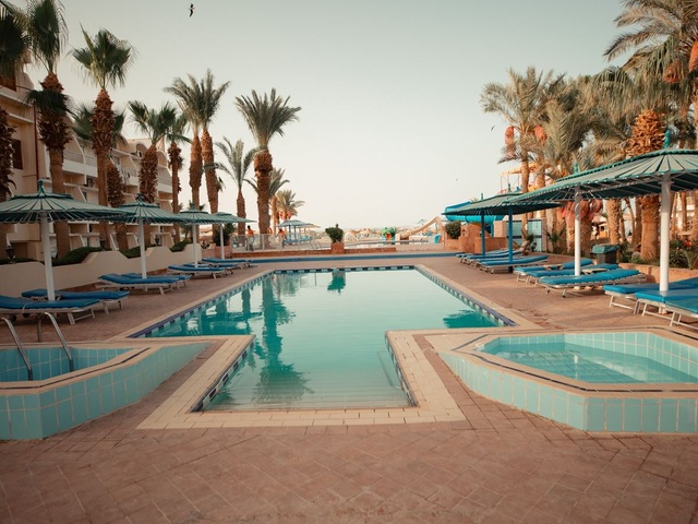 Empire Beach Aqua Park (ex. Royal Star Empire Beach Resort; The Three Corners Triton Empire Beach)