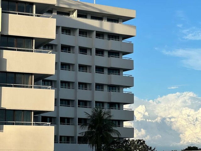 фото отеля Bali Beach изображение №5