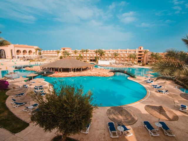 http://Pyramisa%20Beach%20Resort%20Sahl%20Hasheesh%20(ex.%20Otium%20Pyramisa%20Beach%20Resort;%20Pyramisa%20Sahl%20Hasheesh)