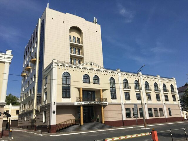 Hotel