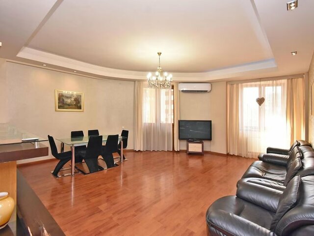 фото отеля Deluxe (Делюкс) изображение №9