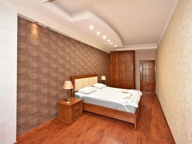 фото Deluxe (Делюкс) изображение №2