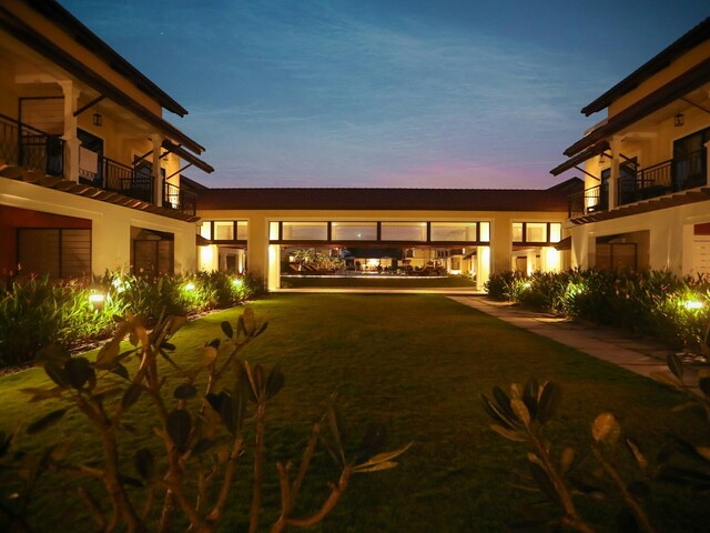фотографии отеля Fairfield By Marriott Goa Benaulim изображение №31