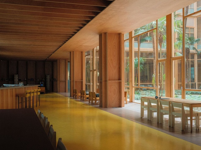 фото отеля Rooms Hotel Batumi изображение №17