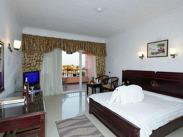 фотографии The Three Corners Happy Life Beach Resort (ex. Happy Life Resort) изображение №8