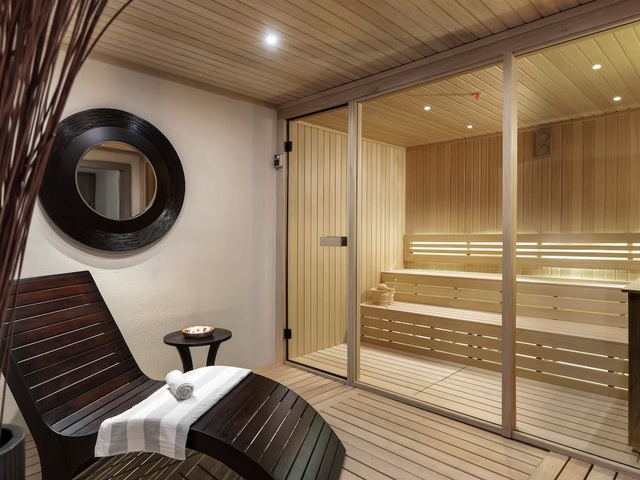 фотографии Crowne Plaza Istanbul Ortakoy Bosphorus, An IHG Hotel изображение №32