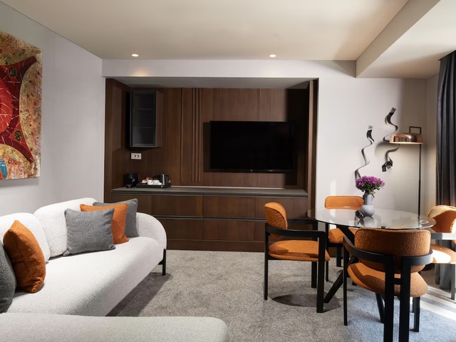 фото отеля Crowne Plaza Istanbul Ortakoy Bosphorus, An IHG Hotel изображение №33