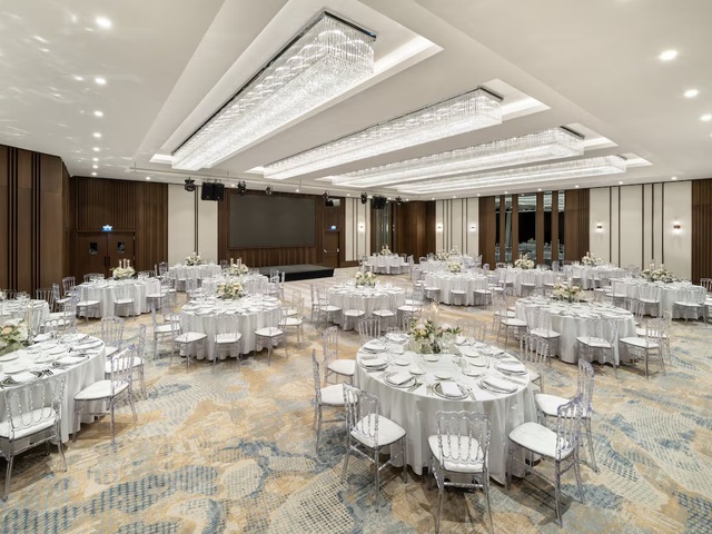 фото отеля Crowne Plaza Istanbul Ortakoy Bosphorus, An IHG Hotel изображение №25