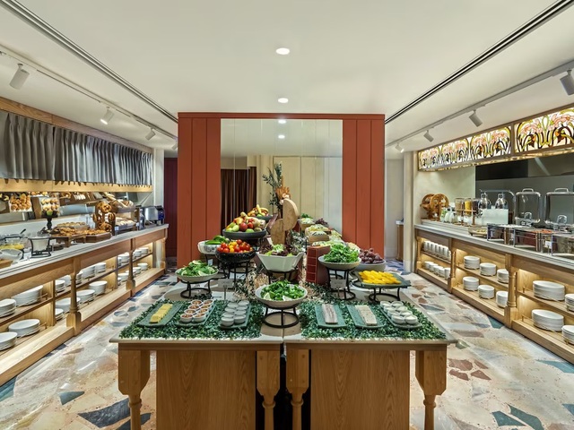 фотографии отеля Crowne Plaza Istanbul Ortakoy Bosphorus, An IHG Hotel изображение №3