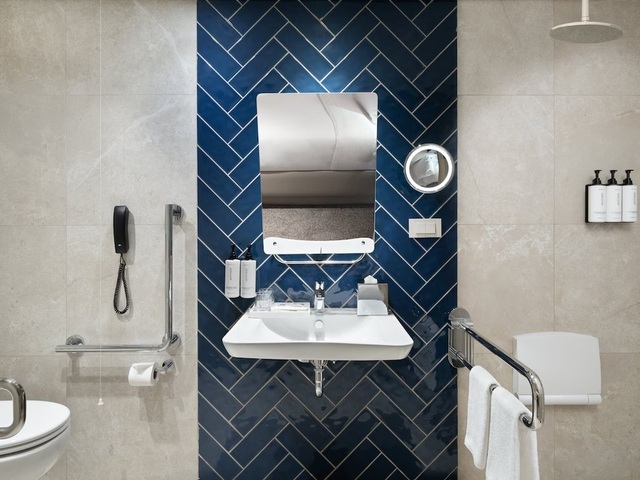 фото отеля Crowne Plaza Istanbul Ortakoy Bosphorus, An IHG Hotel изображение №9