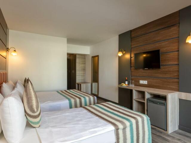 фото отеля Maya World Didyma (ex. Carpe Mare Beach Resort; Ada World) изображение №21