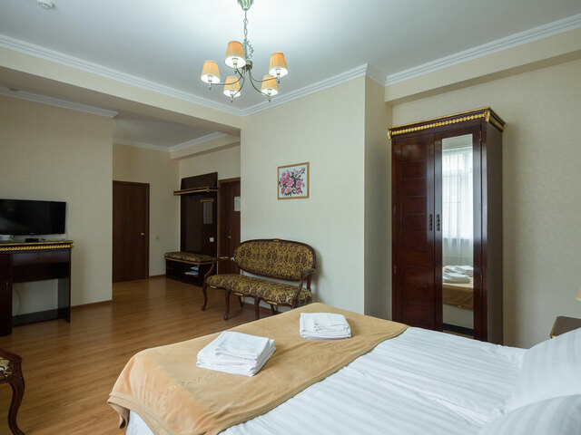 фото Green Hosta (Грин Хоста) изображение №6