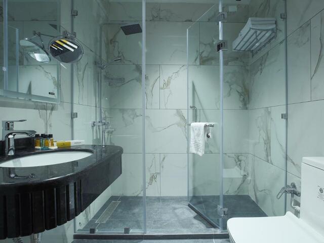 фото отеля Paradise Plaza Luxury изображение №37