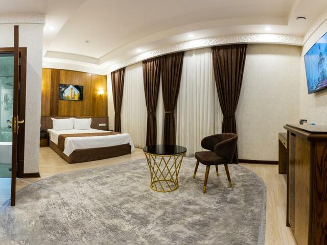 фото отеля Paradise Plaza Luxury изображение №25