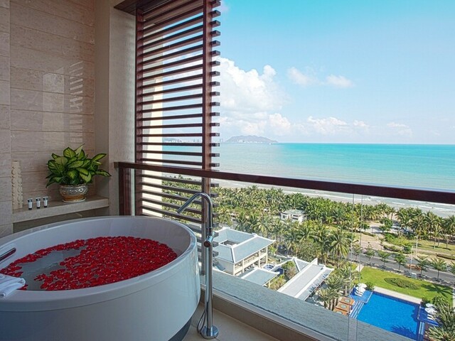 фотографии отеля Jinghai Hotel Resort изображение №19