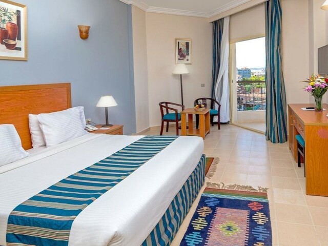 фотографии отеля Sunrise Serano Aqua Park Resort (ex. Riviera Aqua Park Resort By Sunrise (ex. Hawaii Riviera Aqua Park Resort) изображение №39