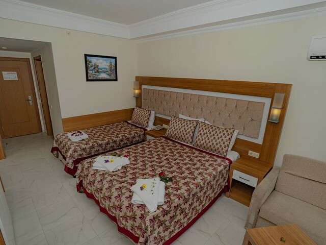 фото Hedef Beach Resort & Spa изображение №6