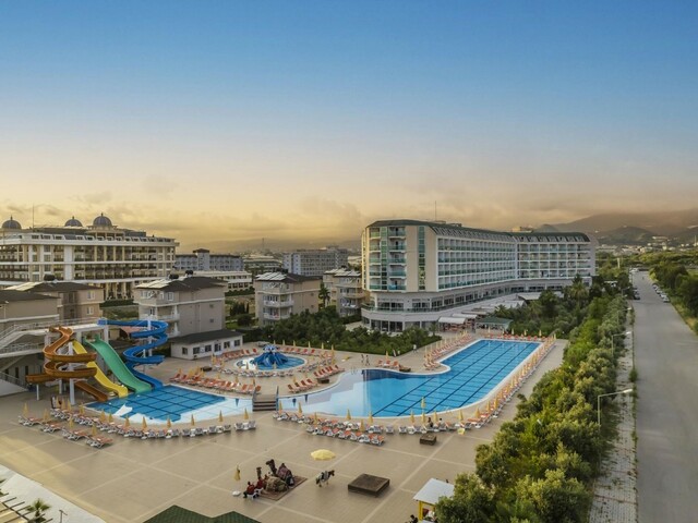 фотографии отеля Hedef Beach Resort & Spa изображение №7