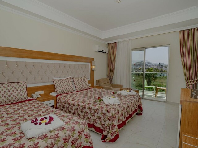 фото отеля Hedef Beach Resort & Spa изображение №5