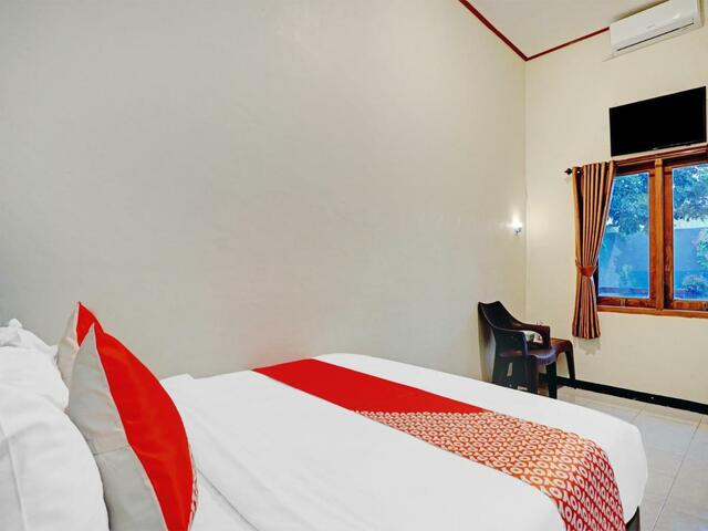 фото отеля Super OYO 2835 Sakinah Family Residence изображение №21