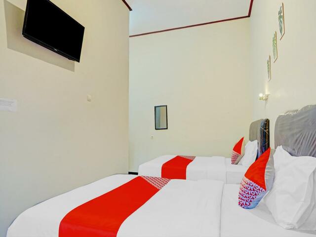 фото Super OYO 2835 Sakinah Family Residence изображение №2