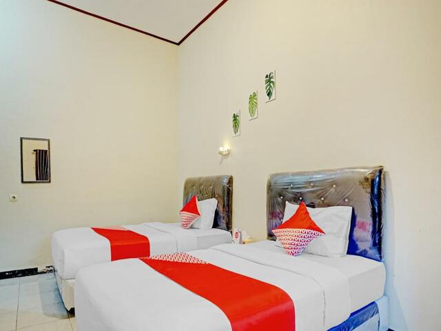 фотографии отеля Super OYO 2835 Sakinah Family Residence изображение №3