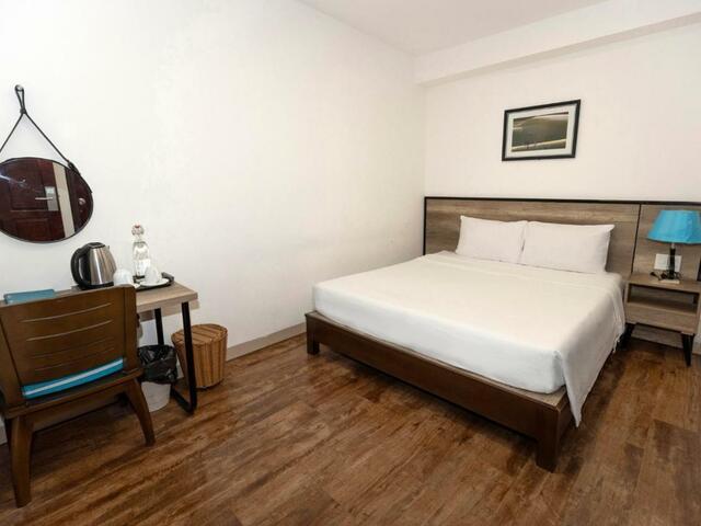 фото отеля Golden Lotus изображение №17