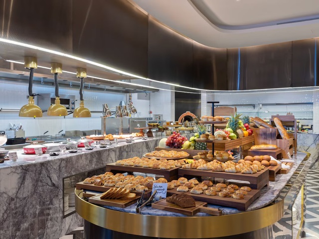 фото отеля Embassy Suites By Hilton Doha Old Town изображение №21