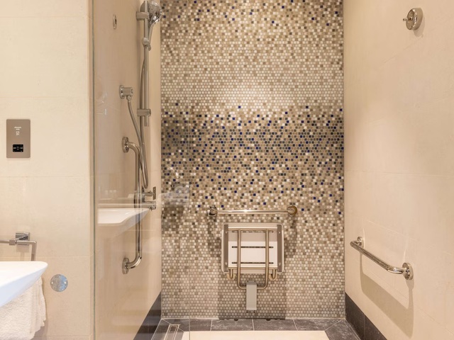 фотографии отеля Embassy Suites By Hilton Doha Old Town изображение №7