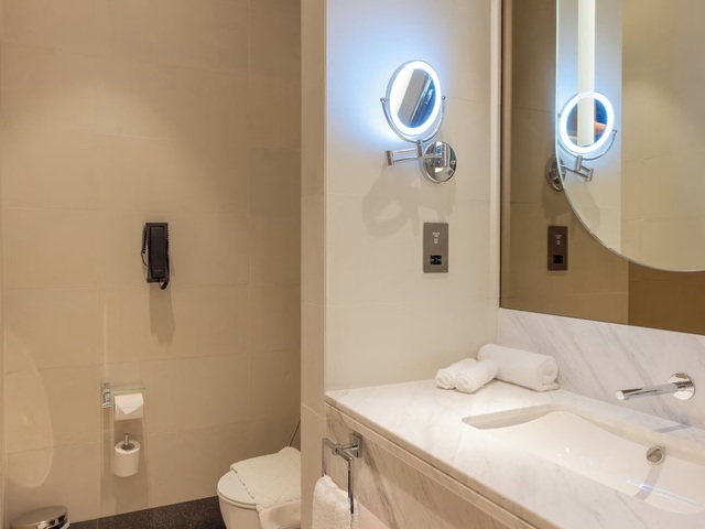 фото отеля Embassy Suites By Hilton Doha Old Town изображение №13