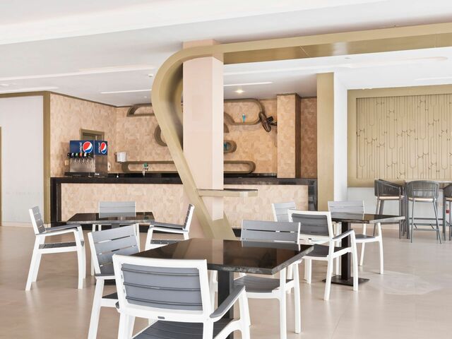 фото отеля Pickalbatros Aqua Blu Resort - Hurghada (ex. Sea World Resort) изображение №25