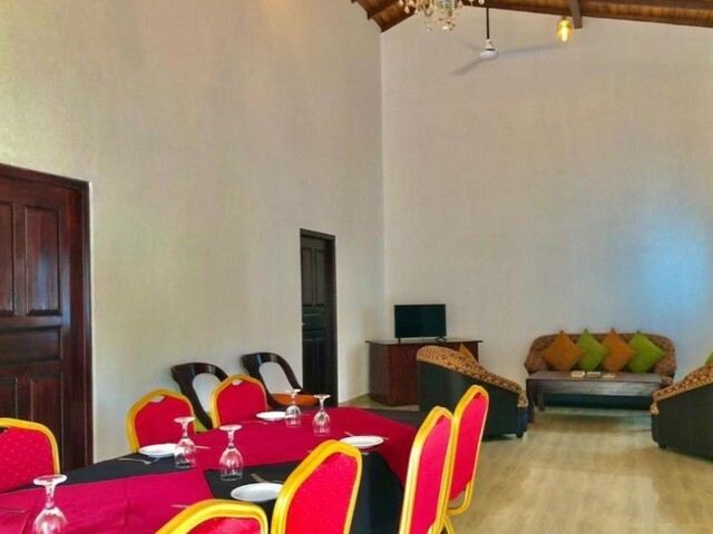 фото Sundowners Guesthouse (ex. Drifters Guesthouse) изображение №26