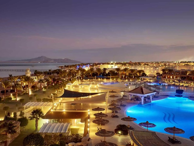 фото Coral Sea Holiday Resort (ex. Coral Sea Holiday Village Resort) изображение №62